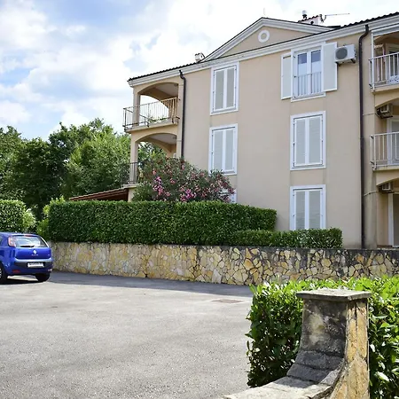 Diana Apartman *